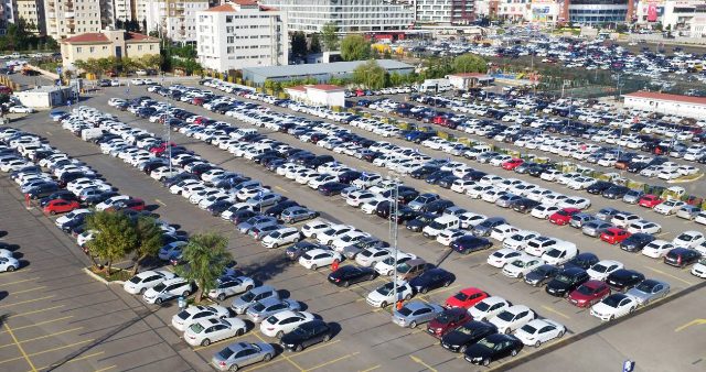 Sabiha Gökçen Otoparkı Darphane Gibi