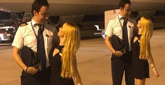 Pilot Sevgilisi Ayaklarını Yerden Kesti