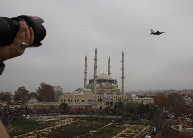 Solotürk’ten Kurtuluş Günü Uçuşu