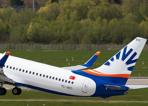 Sunexpress Kalkışta Kuyruk Vurdu