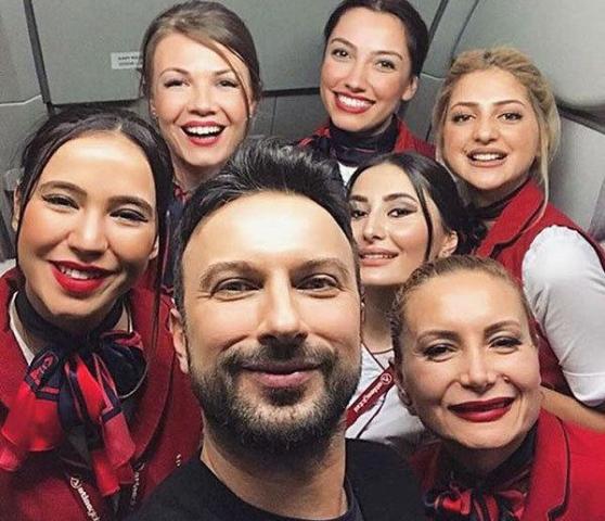 Tarkan Kızan Yolcuların Gönlünü Aldı