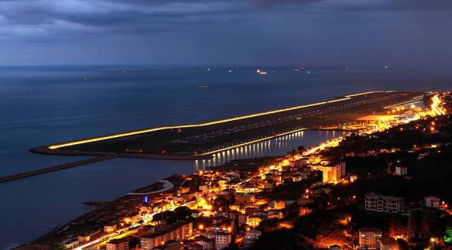 Uçaklar Ordu-Giresun’a İnemedi