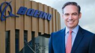 BOEING’E YENİ CEO ATANDI